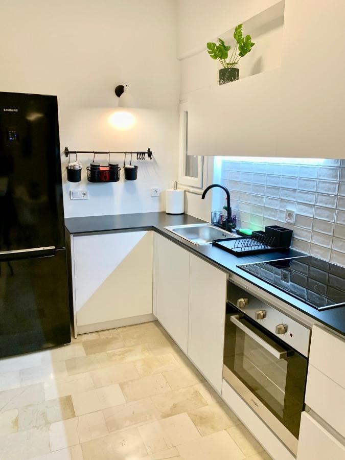 Live As A Local - Apartment Athens