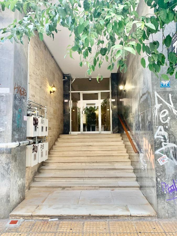 Live As A Local - * Athens